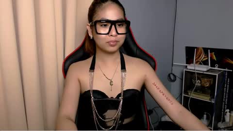 Snapshot of yvannasilva18 chatting on February 10, 2:26 pm jai online show from February 10, 2:26 pm