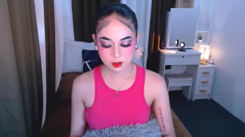 Snapshot of yvannasilva18 chatting on September 14, 2:04 pm jai online show from September 14, 2:04 pm