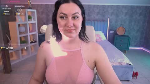 Zafiramoonn online show from May 6, 12:42 pm
