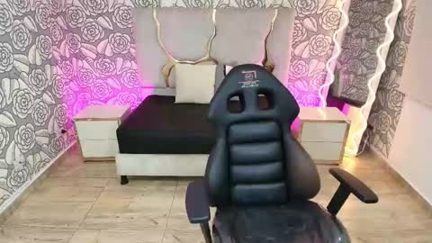 ZAI  online show from February 9, 7:52 pm