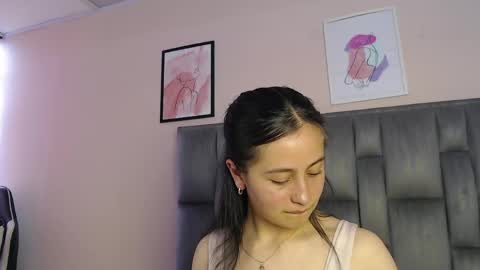 Zaida online show from June 4, 7:51 pm