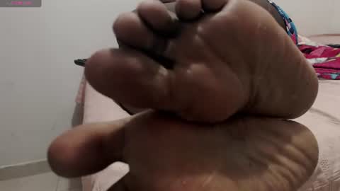 Zaira  online show from June 17, 10:27 am