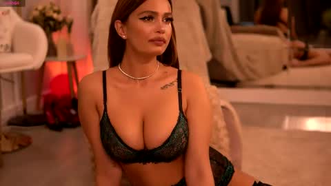 Zaira online show from May 18, 4:07 am