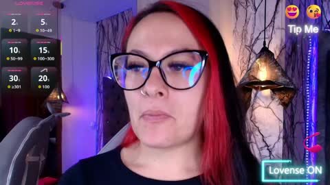   online show from April 7, 6:21 pm