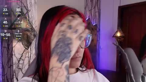   online show from March 4, 7:09 pm