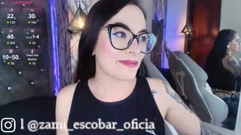   online show from October 4, 9:52 pm