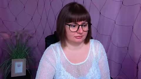 zannadreil online show from February 6, 7:17 pm