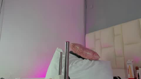 zaphiro__sky online show from March 24, 9:03 am