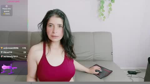 zara_fire online show from May 27, 9:01 pm