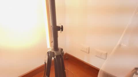 Zarah Andrews online show from October 7, 11:58 am