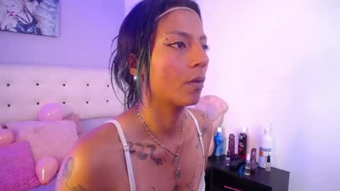 Zarah online show from May 15, 5:59 pm