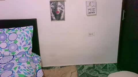 zaray online show from November 6, 9:42 pm