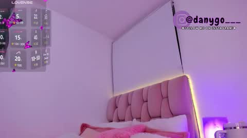 Zariana online show from November 2, 12:36 am