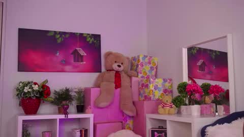 zariavera online show from October 3, 6:46 pm
