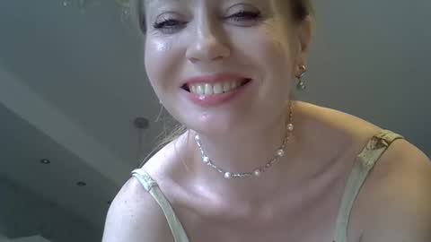 Zarina Swift online show from May 9, 7:10 am