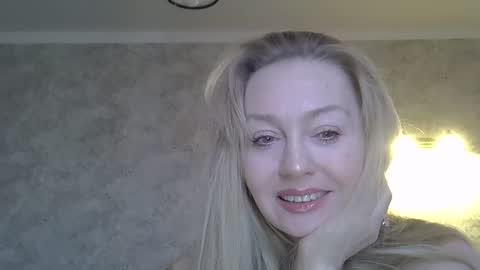 Zarina Swift online show from May 7, 5:34 am