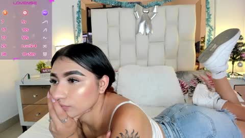  Zayda  online show from December 4, 7:12 pm