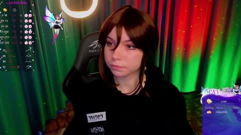 Snapshot of zelda_1 chatting on December 13, 7:15 am Zelda online show from December 13, 7:15 am