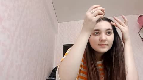 zeniabrossoit online show from February 18, 5:50 am