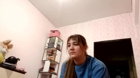 zeniabrossoit online show from May 17, 10:36 am