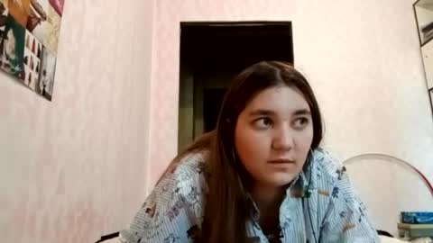 zeniabrossoit online show from May 7, 11:36 am