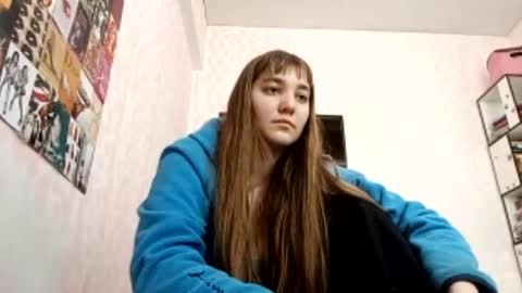 zeniabrossoit online show from May 14, 8:53 am