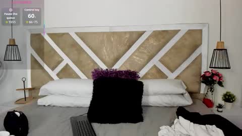 zia online show from March 20, 11:37 am