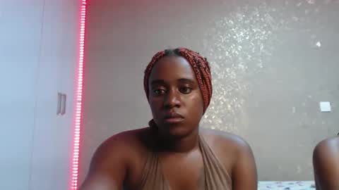 Zinadine online show from March 1, 6:51 pm