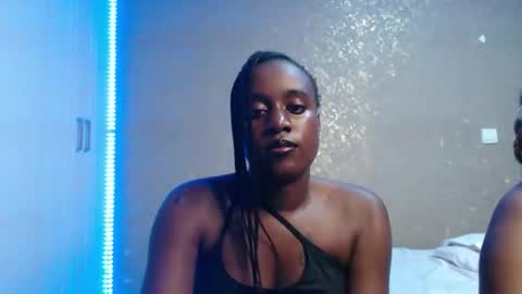 Zinadine online show from March 31, 5:35 pm