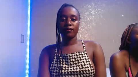 Zinadine online show from March 28, 3:11 pm