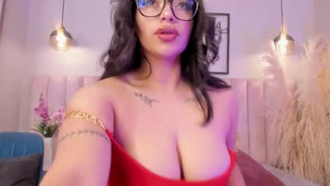 zoe_banks_ online show from September 14, 1:20 pm