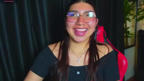 zoe  online show from September 26, 4:54 am