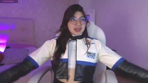 zoe  online show from September 24, 5:06 am