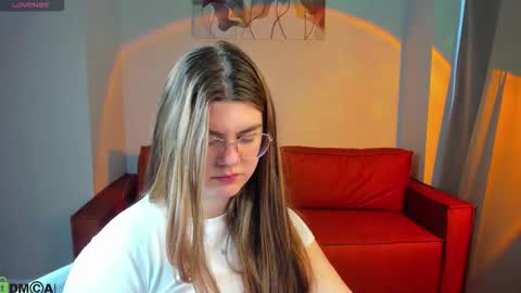 Zoe online show from March 11, 1:54 am