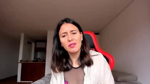 ZOE online show from October 6, 7:40 pm