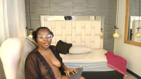 Zoe online show from October 14, 5:10 am