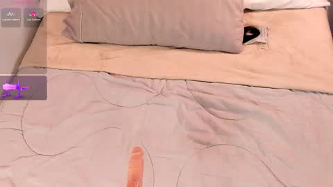 Zoe online show from October 1, 9:20 pm