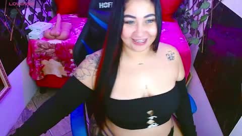 zoe_naughty22 online show from May 9, 2:02 am