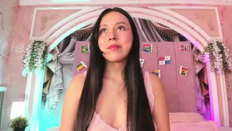 zoe_pettite_ online show from July 8, 12:07 pm