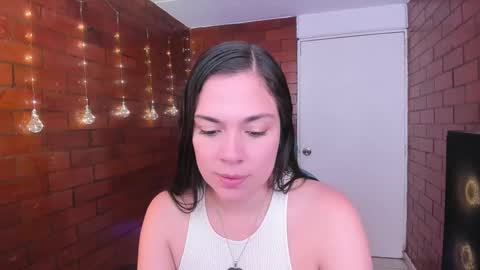 Zoe  online show from December 3, 6:21 pm