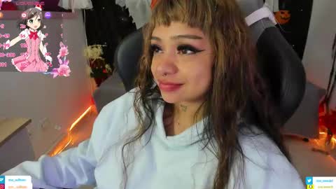 zoe_sullivan_ online show from November 1, 10:41 am