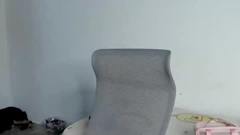 Zoe online show from May 18, 9:32 pm