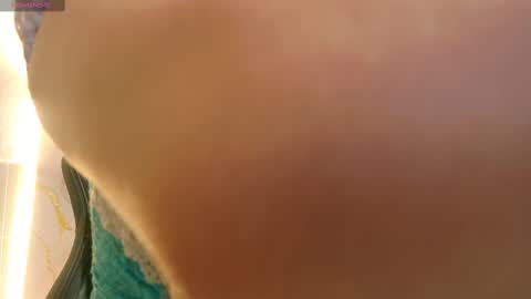 ZOE MILK online show from November 16, 1:33 pm