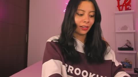 zoecams online show from May 21, 6:11 am