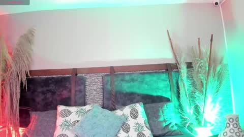 Zoe online show from December 2, 11:33 am