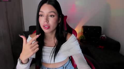  zoee jackson online show from May 13, 4:29 am