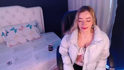 zoe online show from January 4, 11:43 am