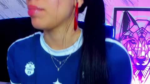 Laura  online show from May 15, 6:05 am