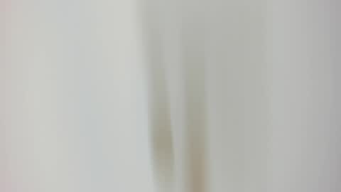 zoe online show from April 3, 1:20 pm