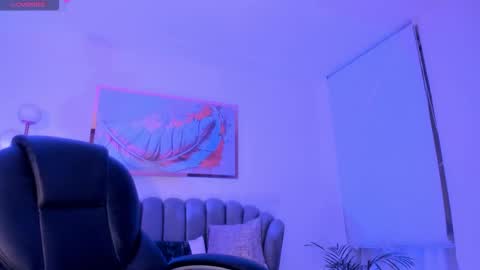 Zoe Presley  online show from November 6, 2:50 am